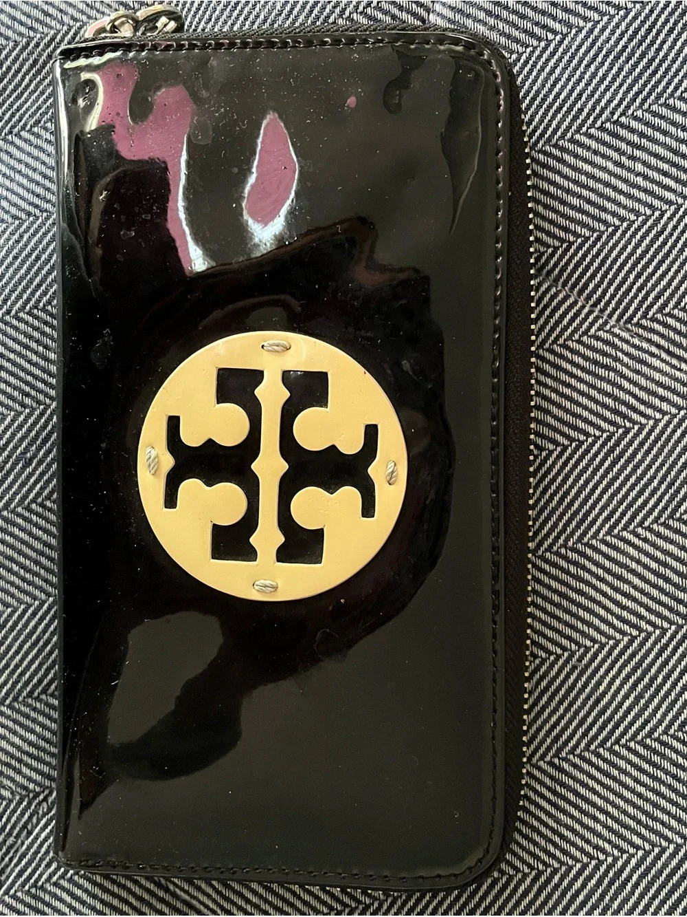 Tory Burch Black Patent Zip Wallet with Gold Logo Medallion